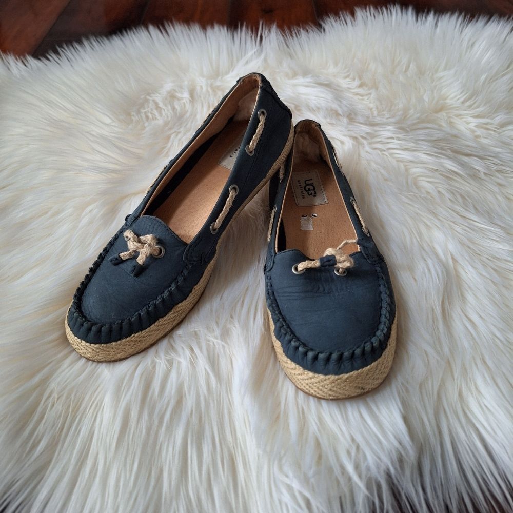 UGG Channtal Women's Loafer Flat